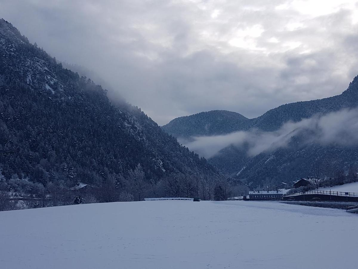 Hotel Santa Barbara De La Vall D'Ordino Kültér fotó