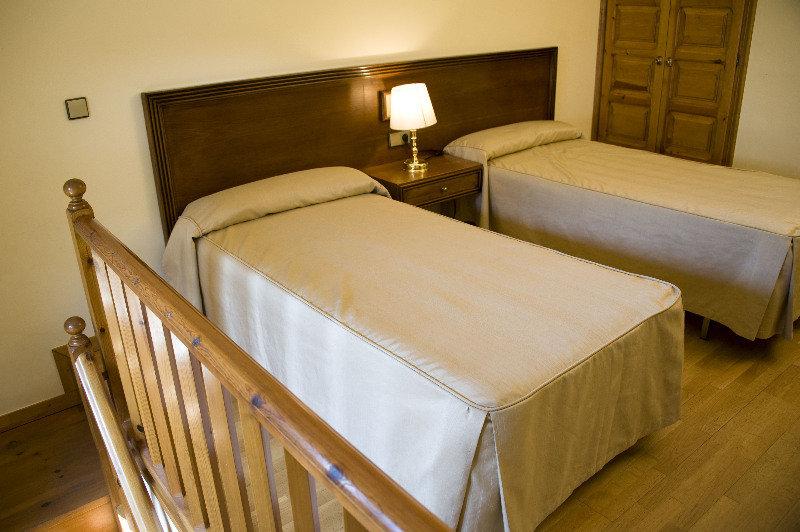 Hotel Santa Barbara De La Vall D'Ordino Kültér fotó