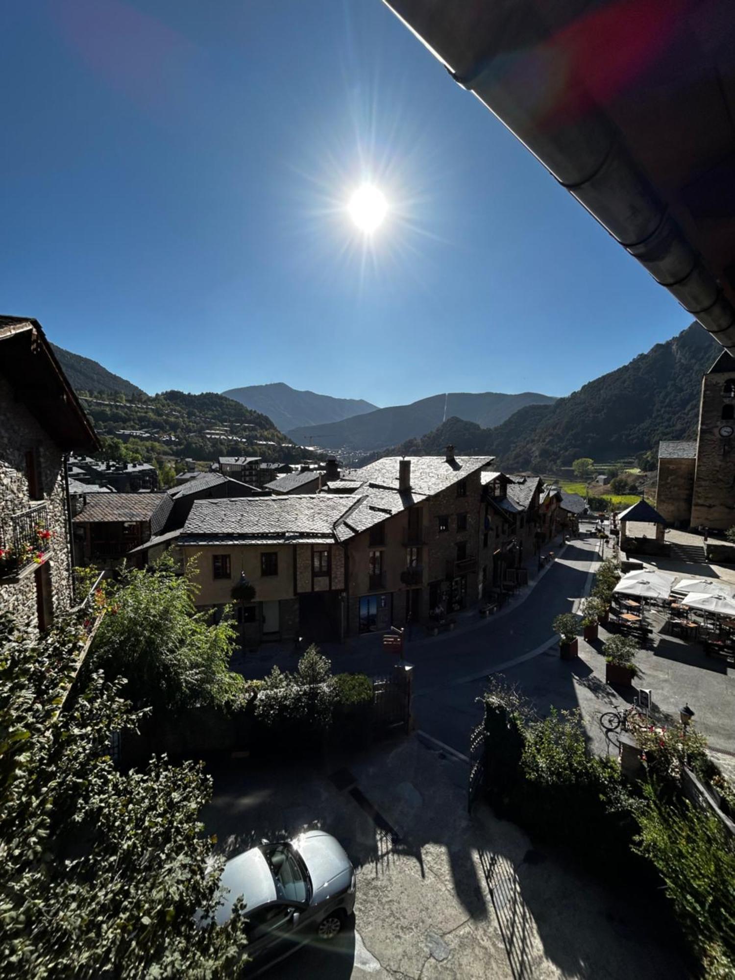 Hotel Santa Barbara De La Vall D'Ordino Kültér fotó