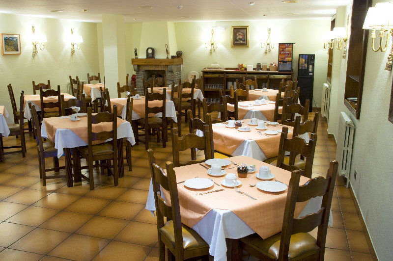 Hotel Santa Barbara De La Vall D'Ordino Kültér fotó